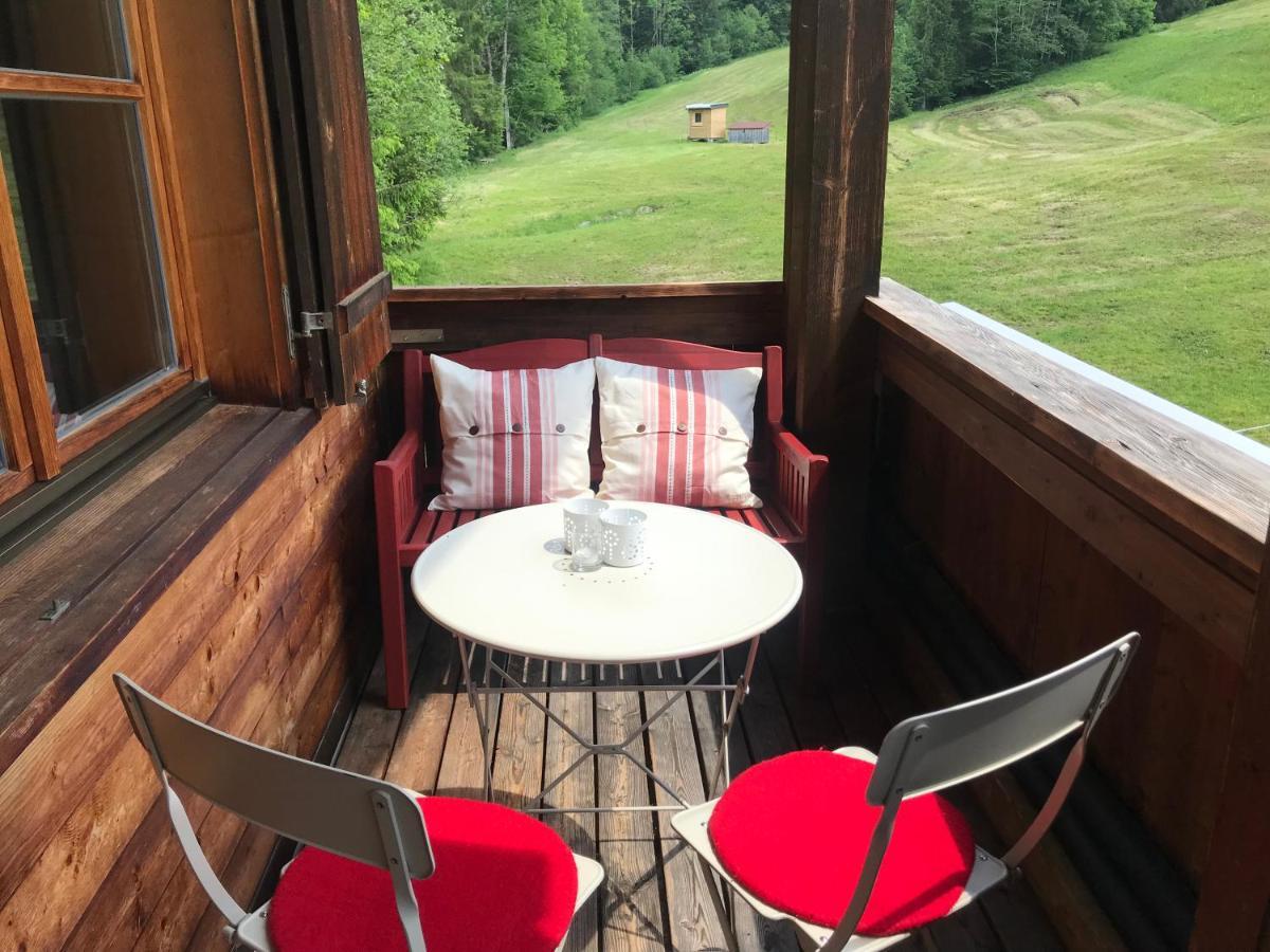 Ferienwohnung Morgentau Am Rande Der Wildnis Sibratsgfall Bagian luar foto